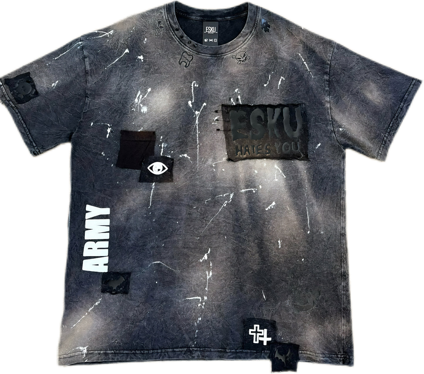 T-shirt "ESKU HATES YOU"