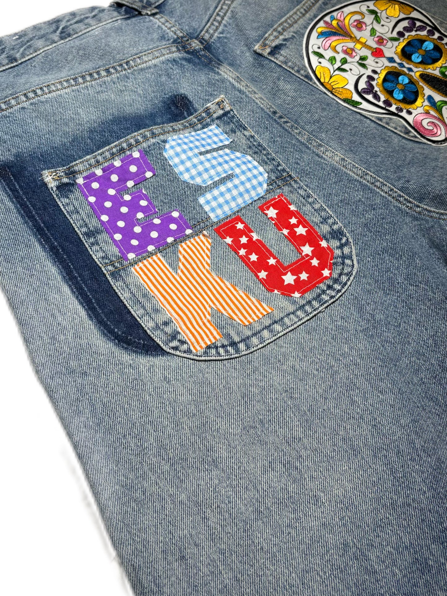 Jeans "PATCH WORLD"